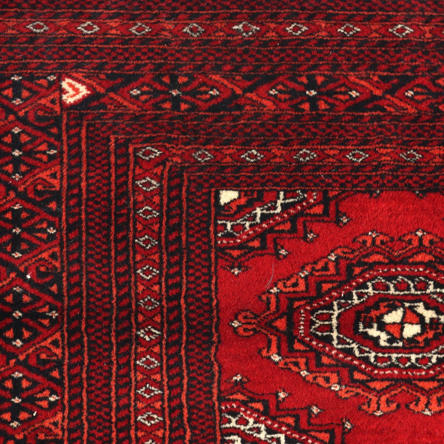  | Antiques  Carpets