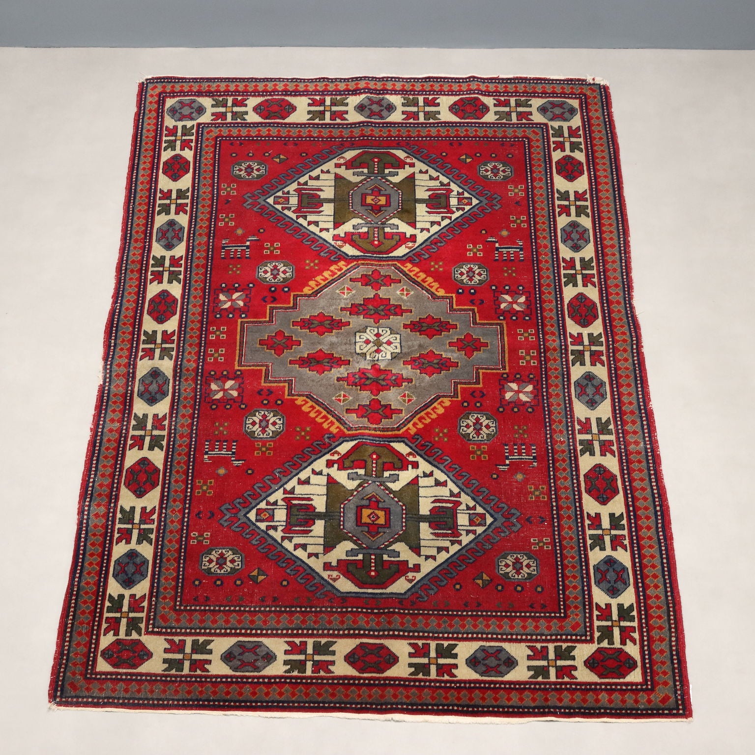  | Antiques  Carpets