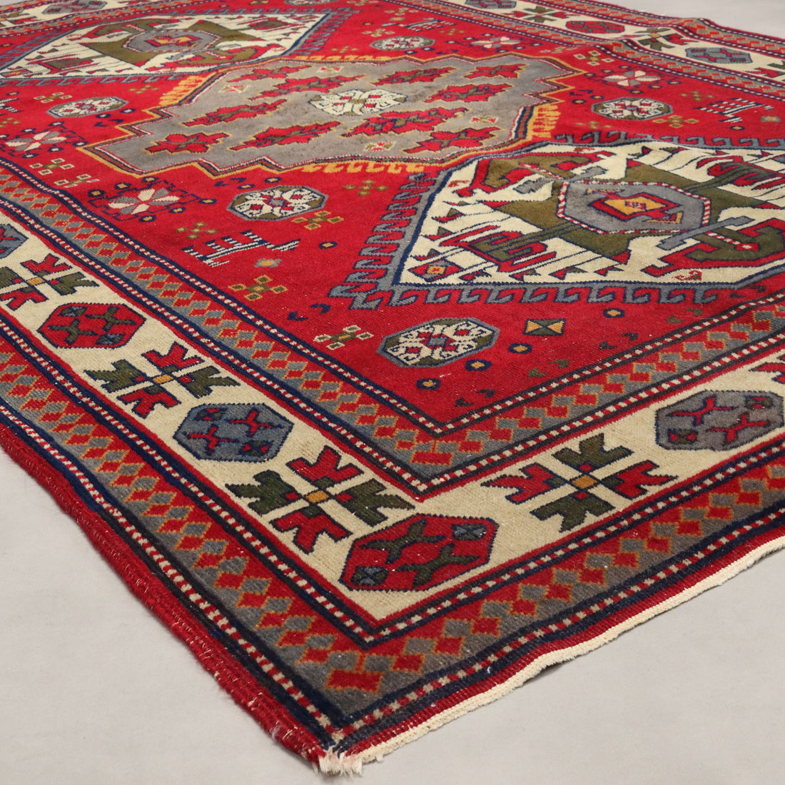  | Antiques  Carpets