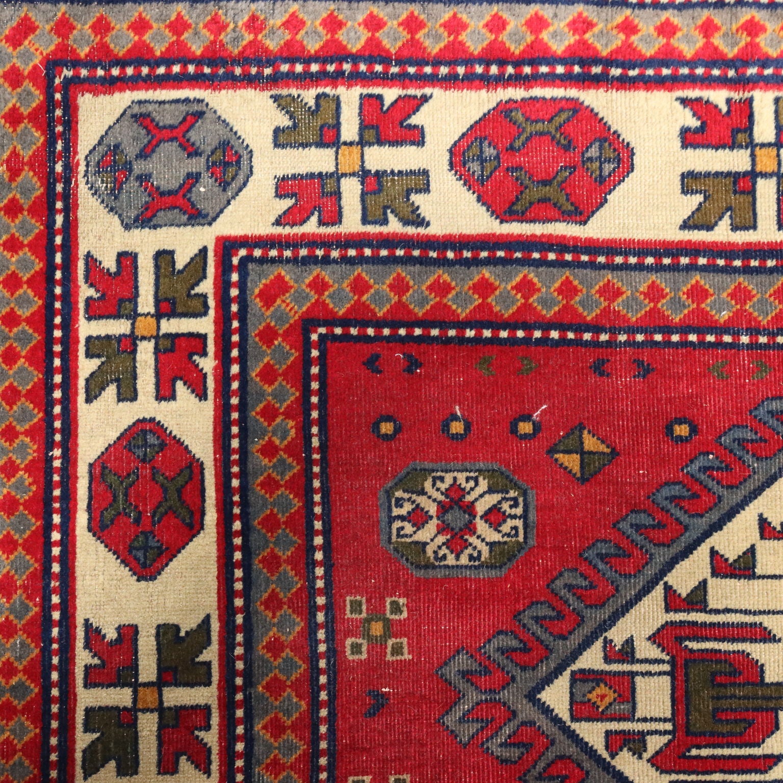  | Antiques  Carpets