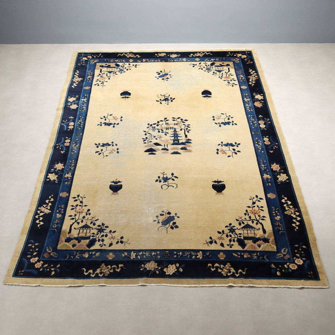  | Antiques  Carpets