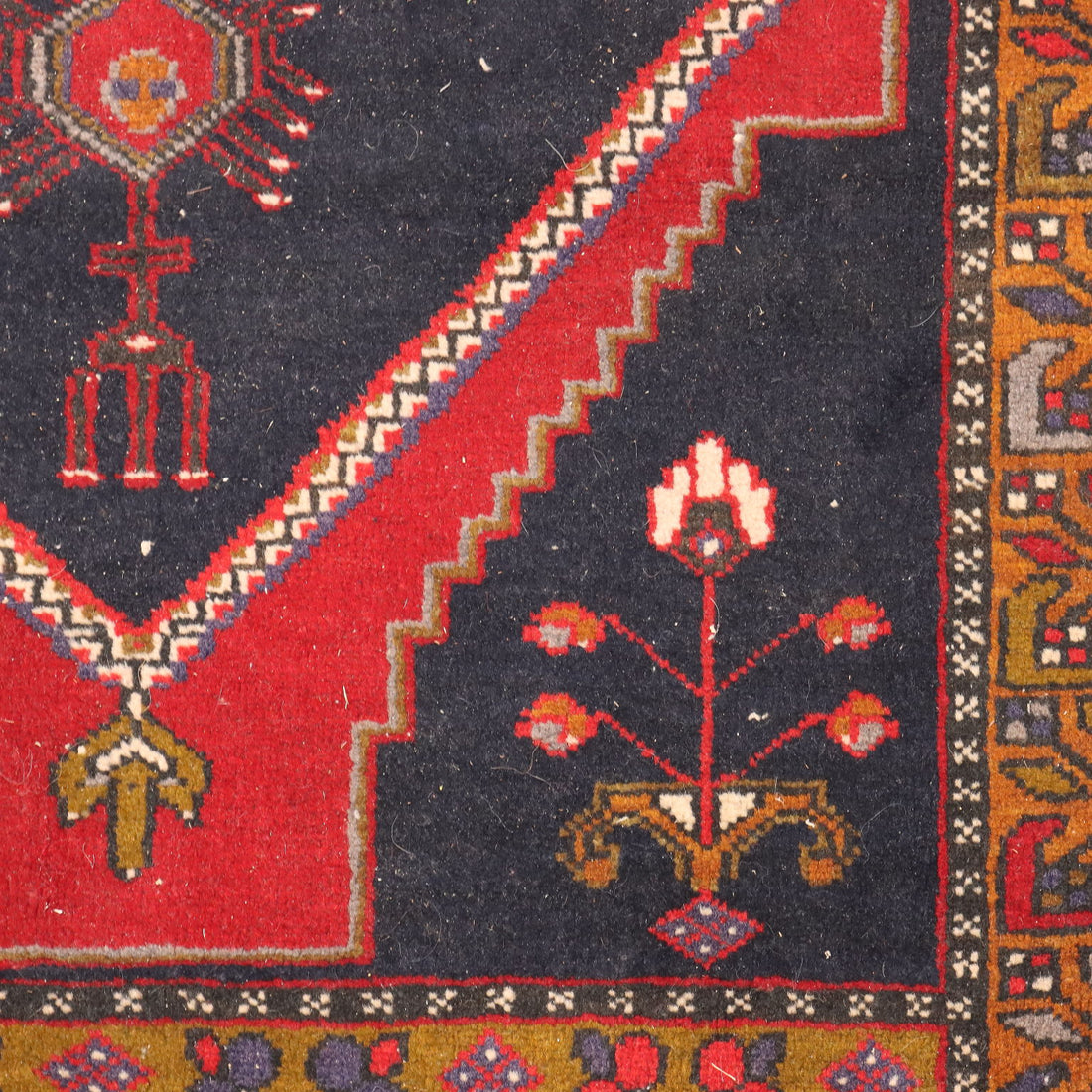  | Antiques  Carpets