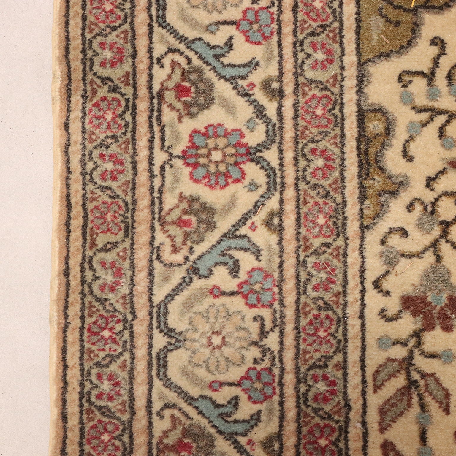  | Antiques  Carpets