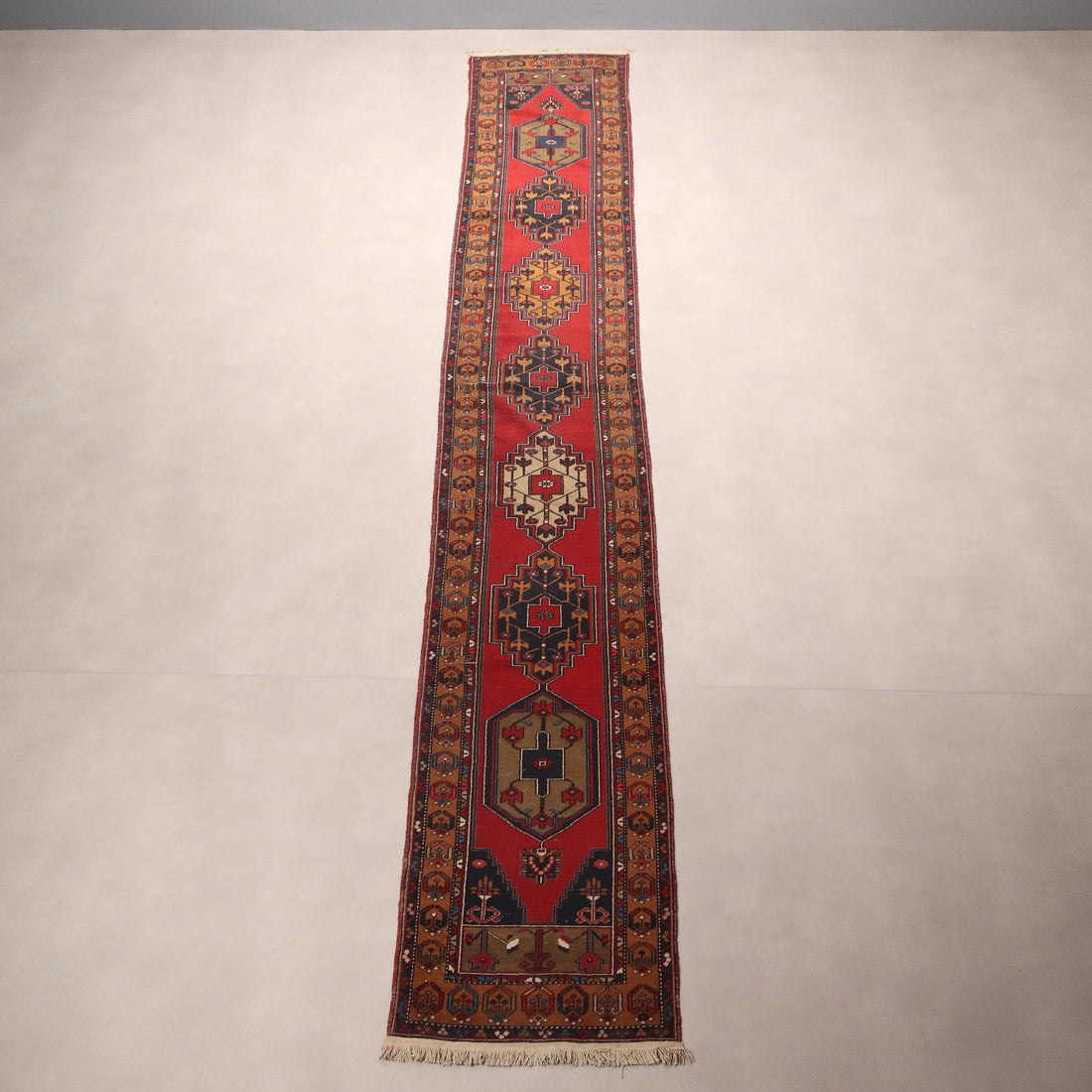  | Antiques  Carpets