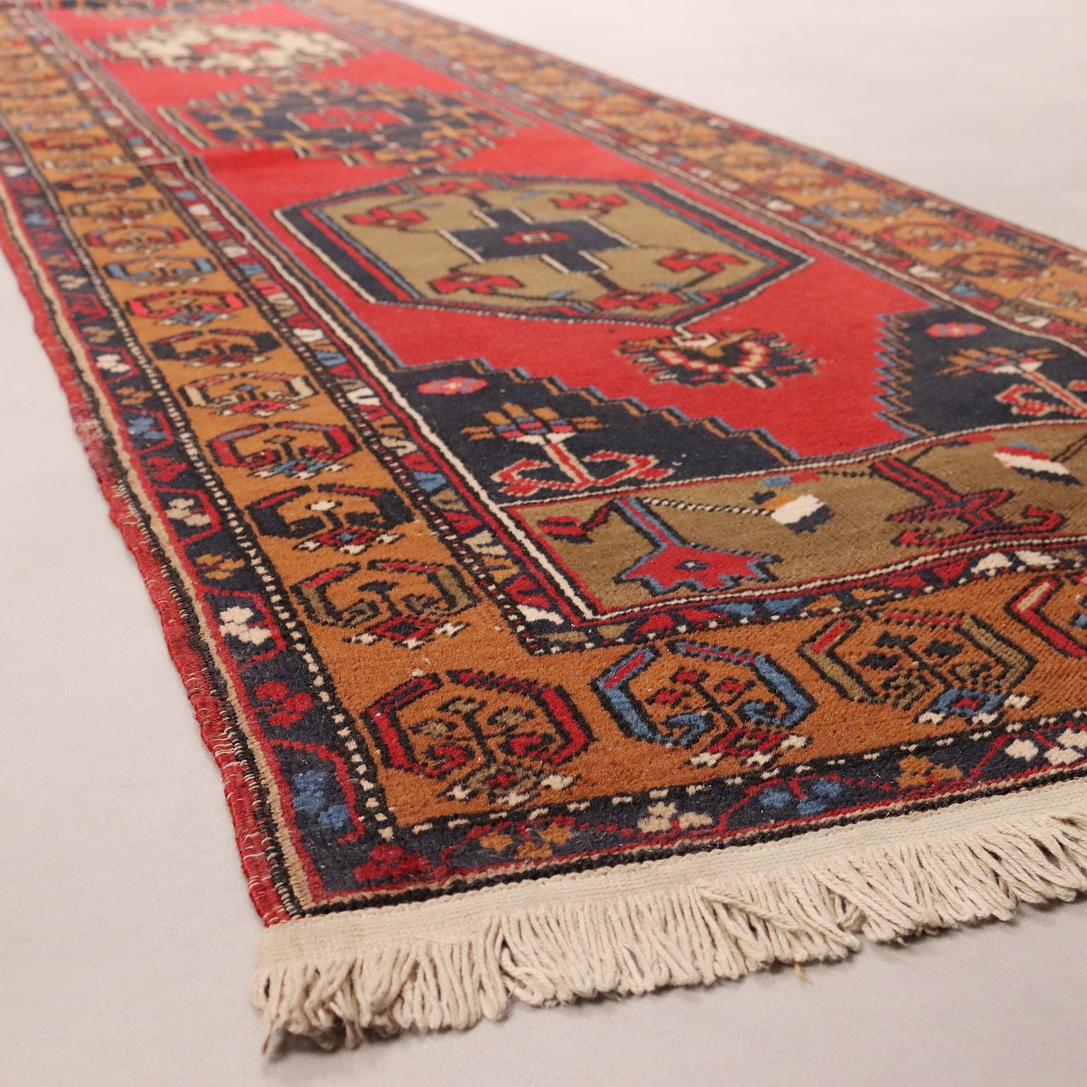  | Antiques  Carpets