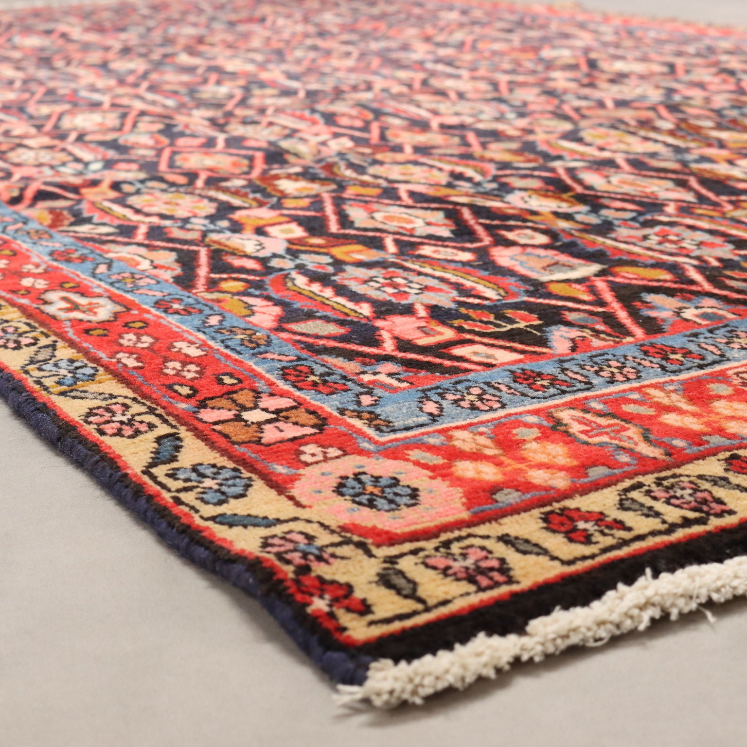  | Antiques  Carpets