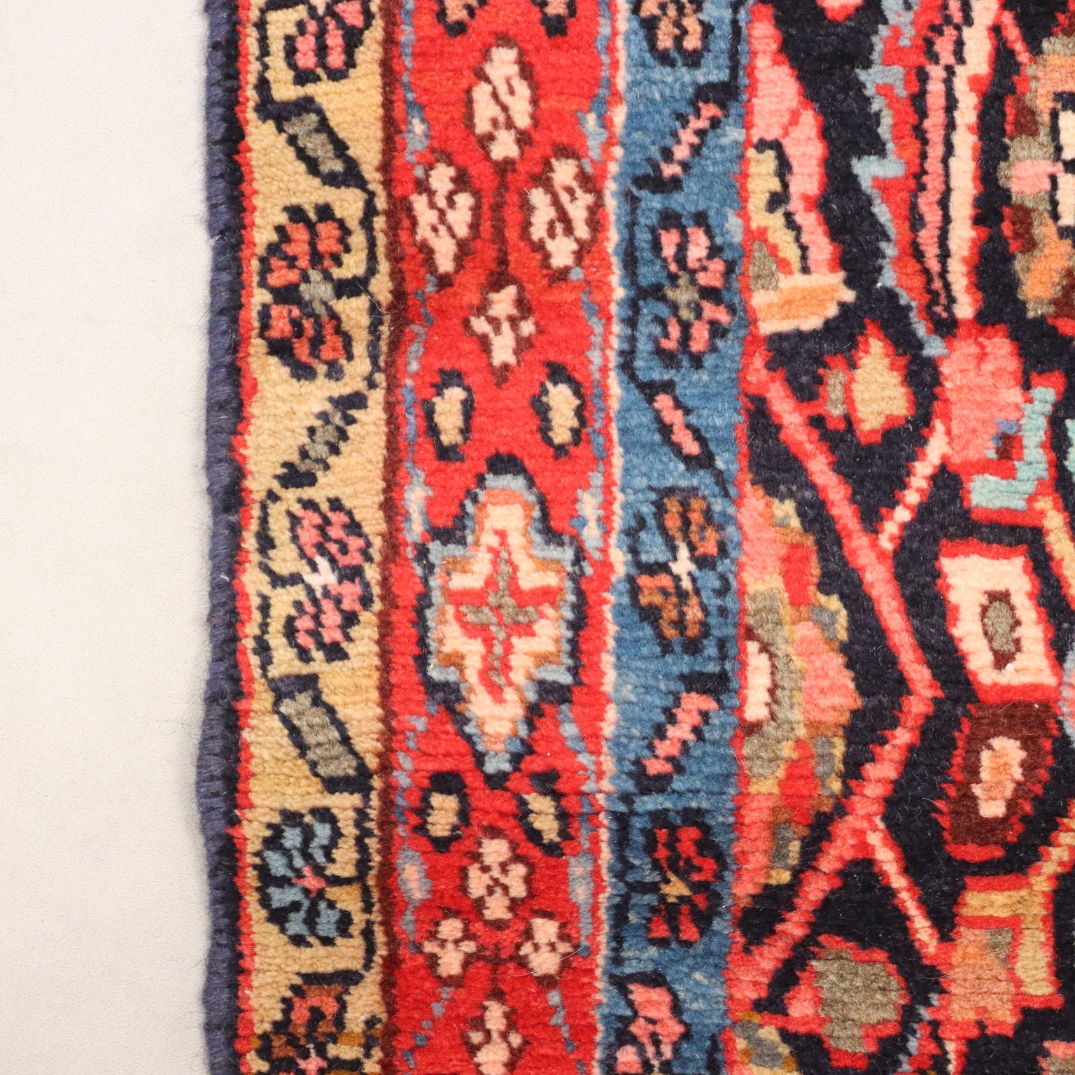 | Antiques  Carpets