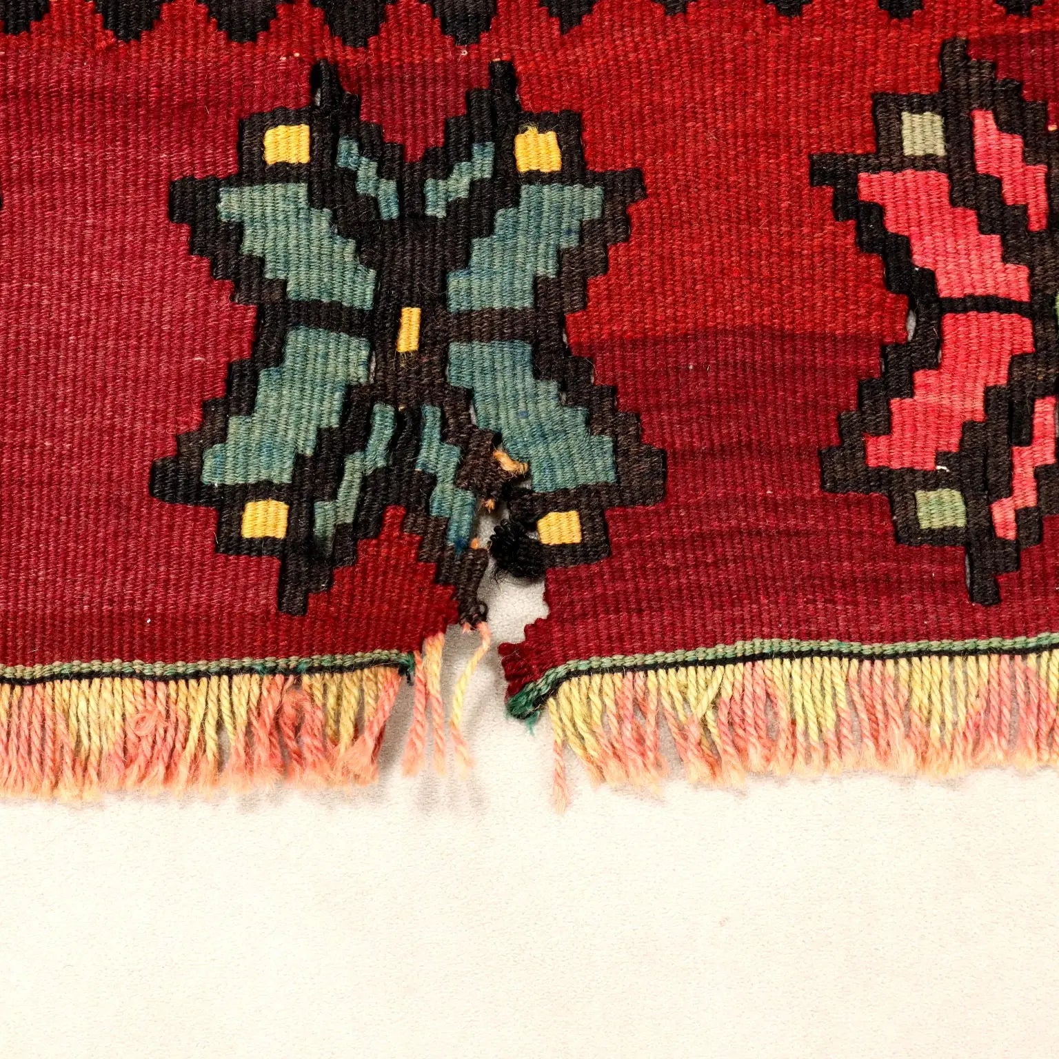 Antique Kilim Carpet Wool Extra-Thin Knot Handmade 116 x 58 In - 116 x 58 In | Antiques | Carpets