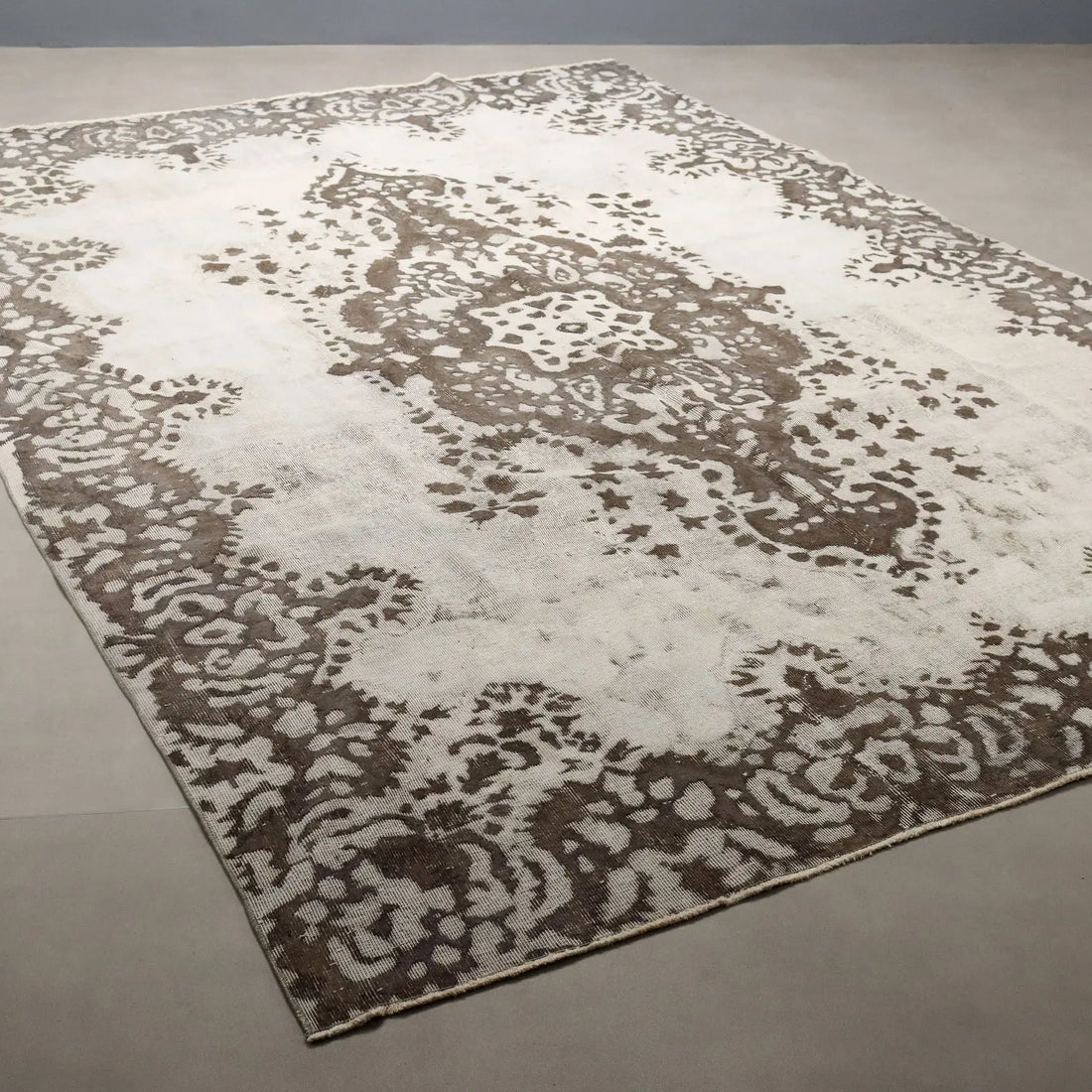 Antique Carpet Wool Cotton Thin Knot Handmade 142 x 103 In - 142 x 103 in | Antiques | Carpets