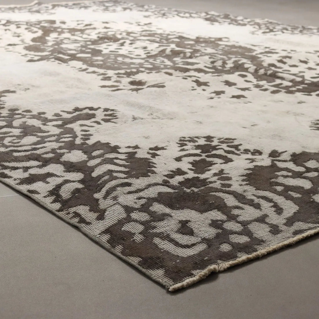 Antique Carpet Wool Cotton Thin Knot Handmade 142 x 103 In - 142 x 103 in | Antiques | Carpets
