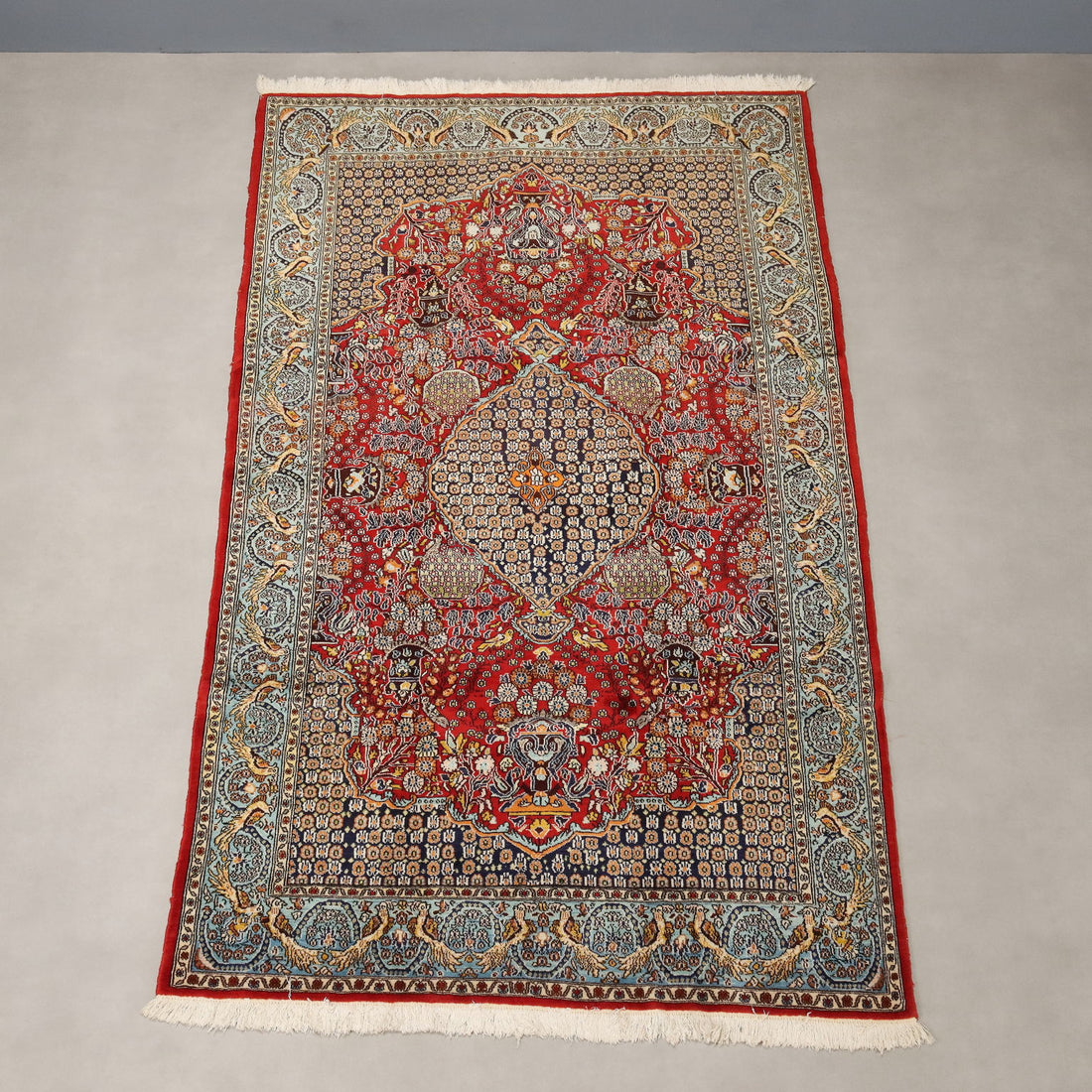  | Antiques  Carpets