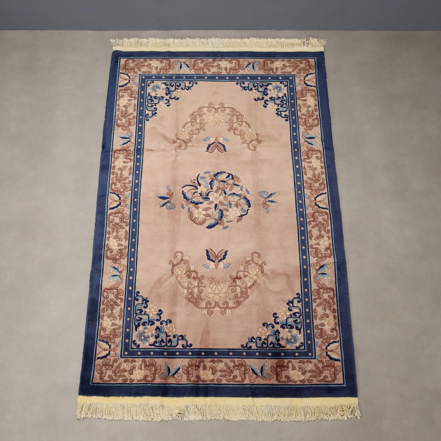  | Antiques  Carpets
