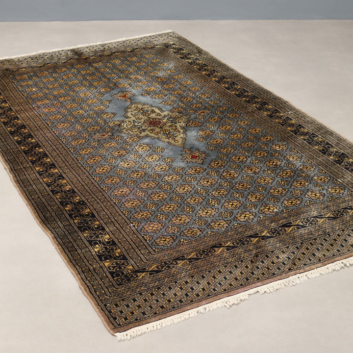  | Antiques  Carpets