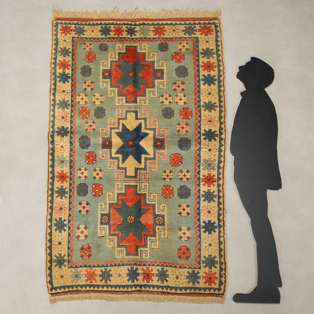  | Antiques  Carpets
