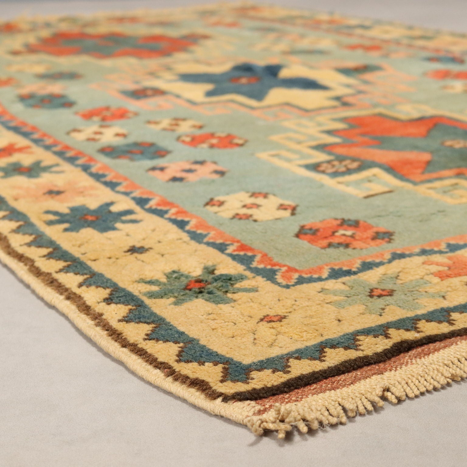  | Antiques  Carpets