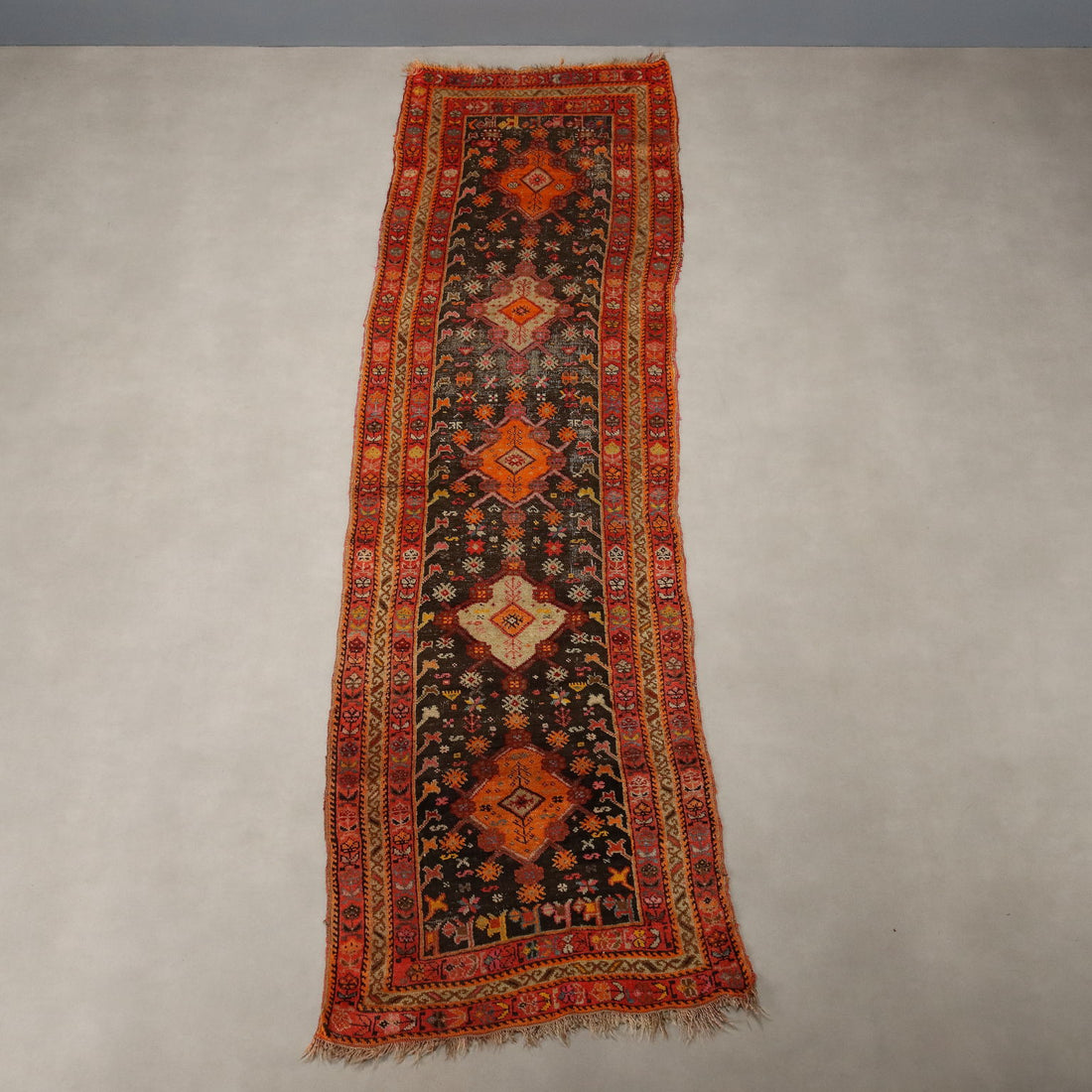  | Antiques  Carpets