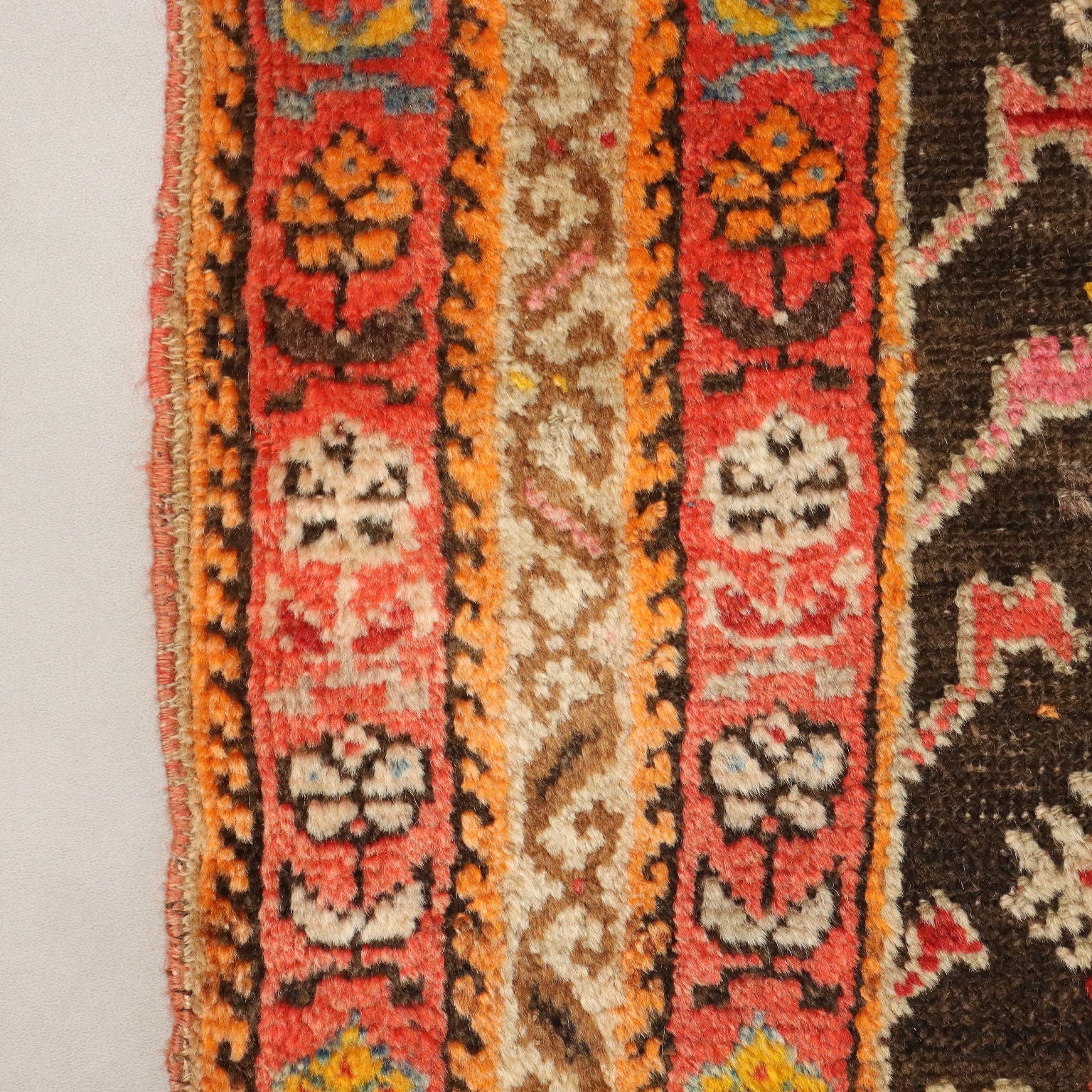  | Antiques  Carpets