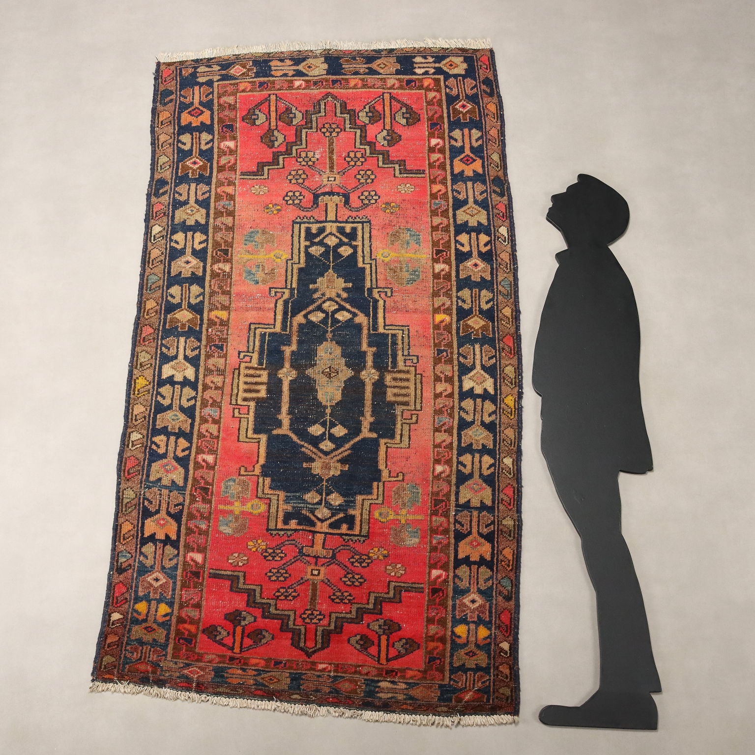  | Antiques  Carpets