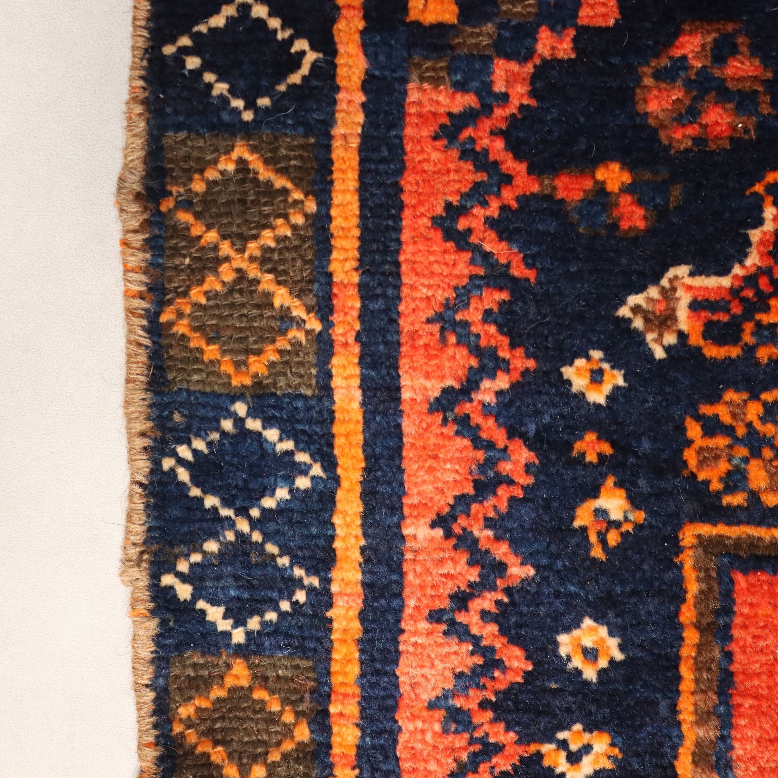  | Antiques  Carpets