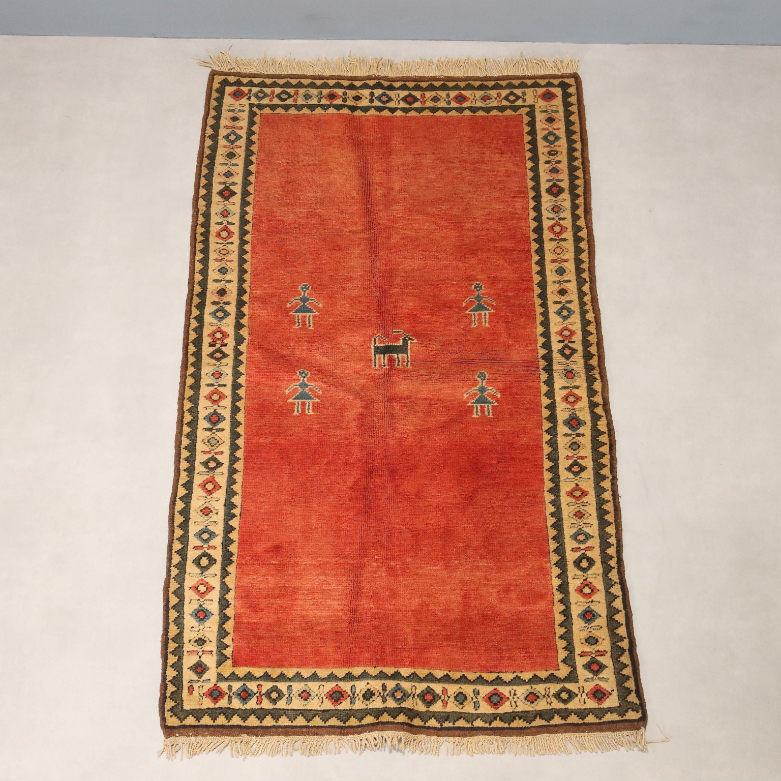  | Antiques  Carpets