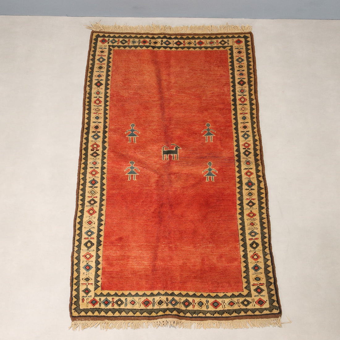  | Antiques  Carpets