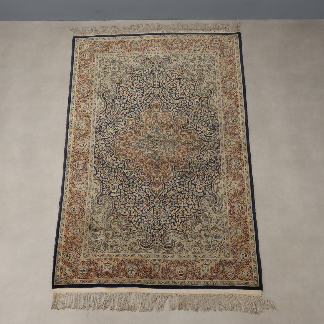  | Antiques  Carpets
