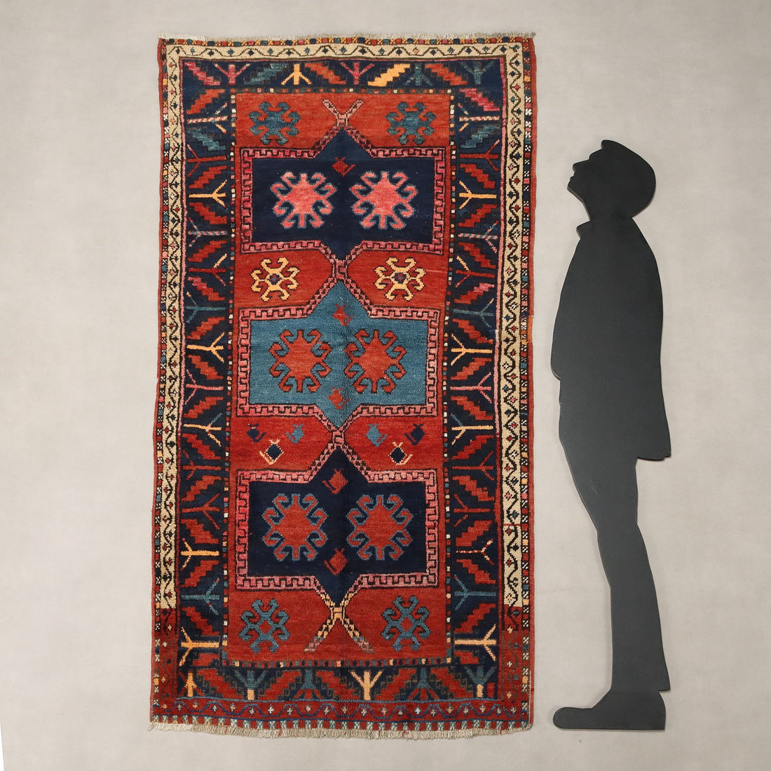  | Antiques  Carpets