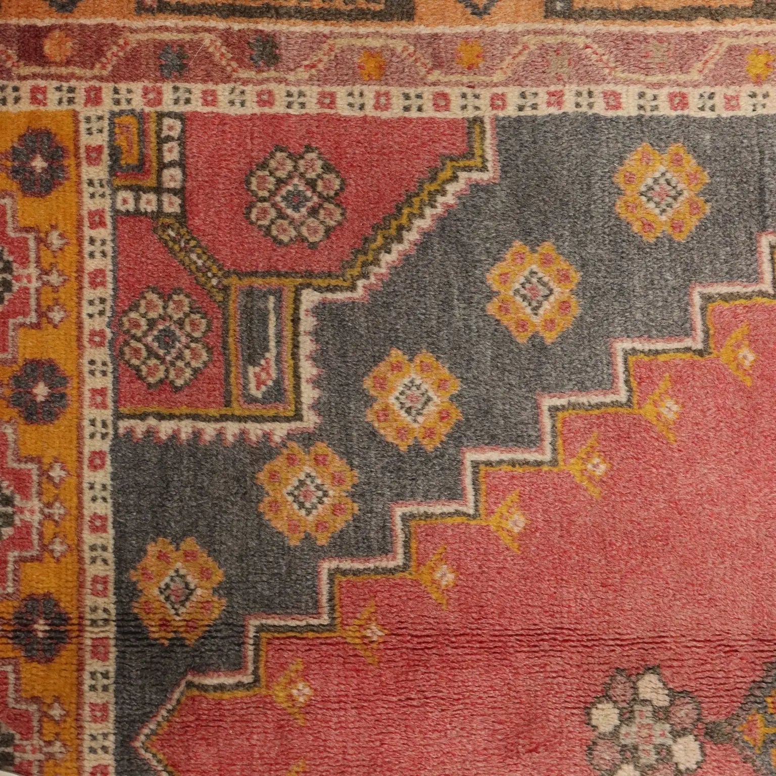 Antique Yahyaly Carpet Cotton Wool Heavy Knot 91 x 51 In - 91 x 51 In | Antiques | Carpets