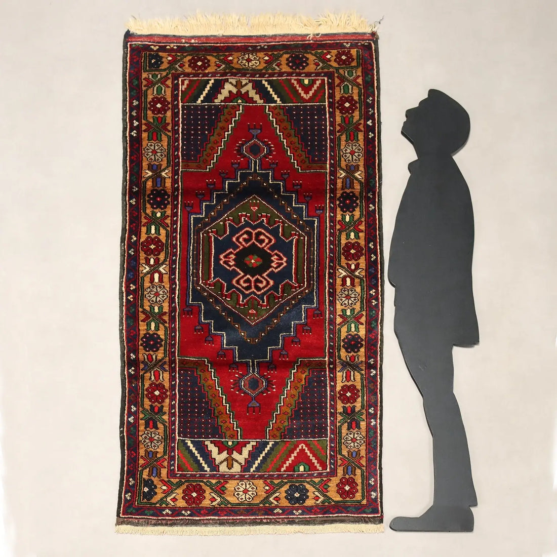 Antique Ismirne Carpet Wool Thin Knot Handmade 75 x 40 In - 75 x 40 In | Antiques | Carpets