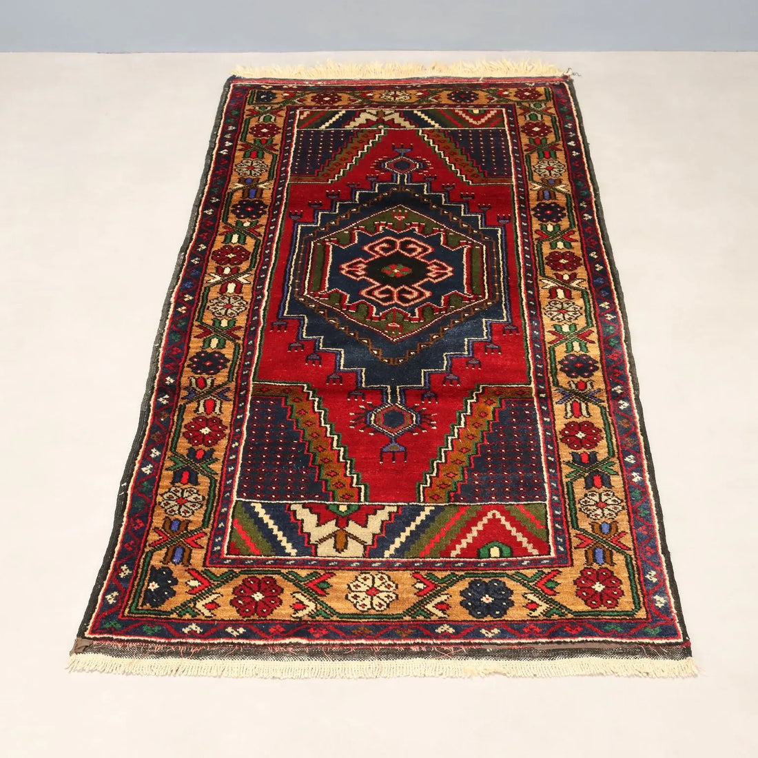 Antique Ismirne Carpet Wool Thin Knot Handmade 75 x 40 In - 75 x 40 In | Antiques | Carpets