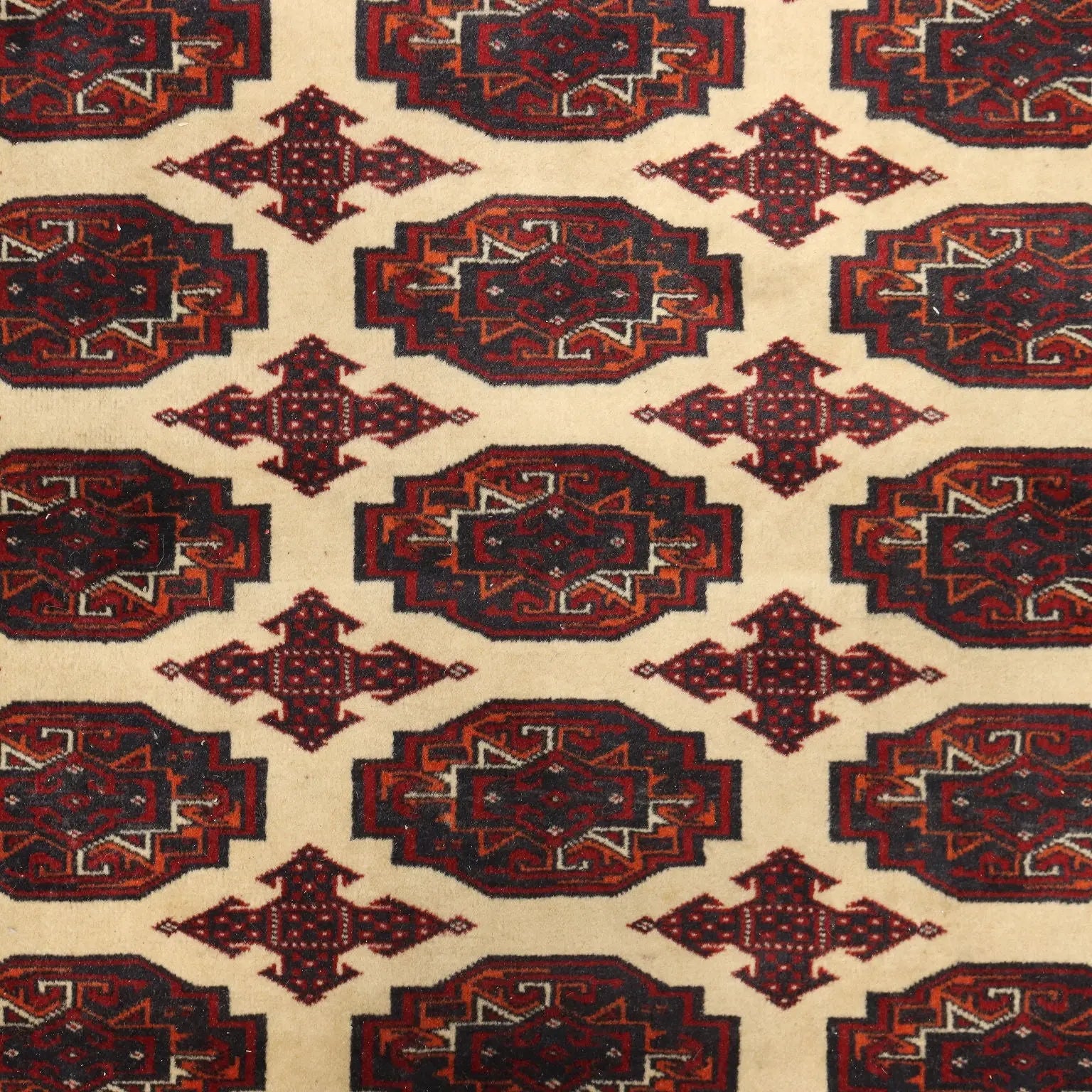  Bukhara Rug in Cotton and Wool