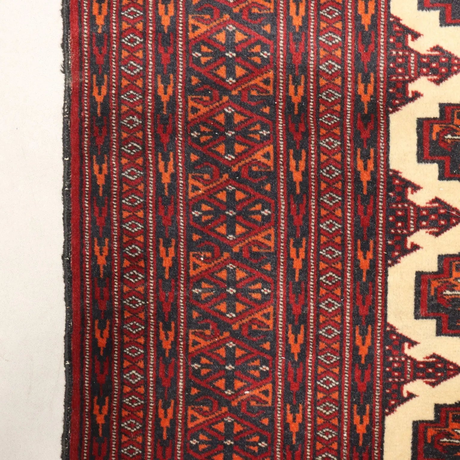  Bukhara Rug in Cotton and Wool