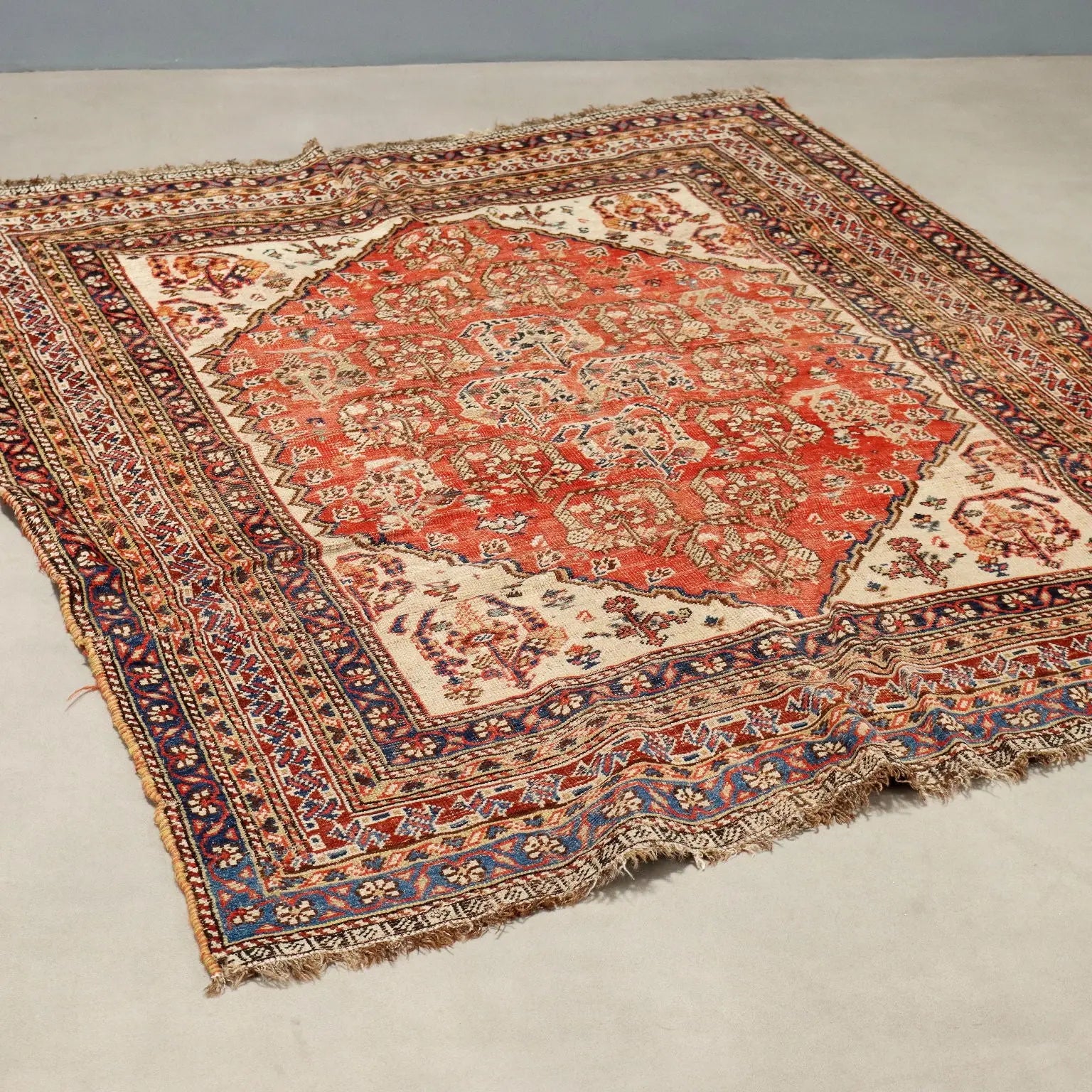 Antique Kaskay Carpet Wool Thin Knot Handmade 68 x 55 In - 68 x 55 In | Antiques | Carpets