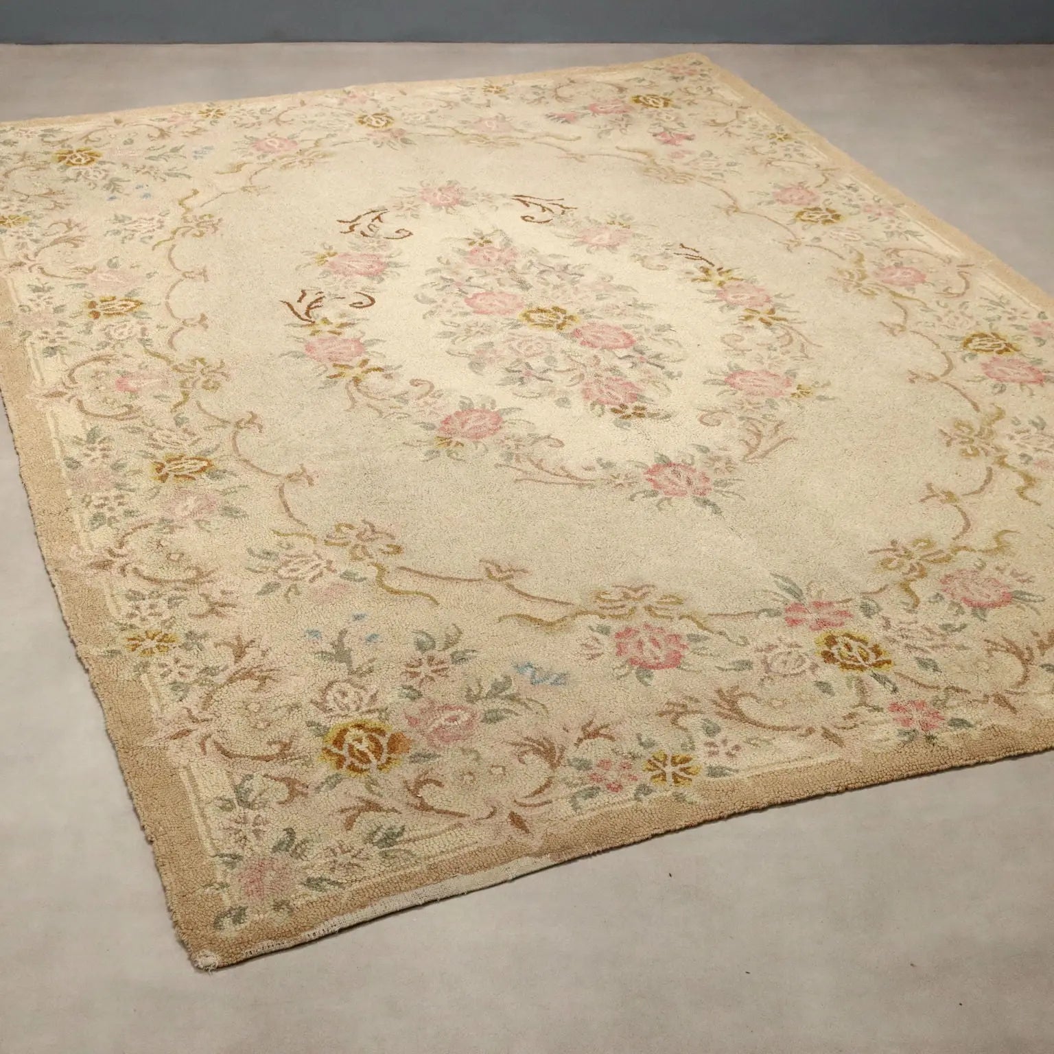 Antique Middle Point Carpet Cotton Heavy Knot 118 x 75 In