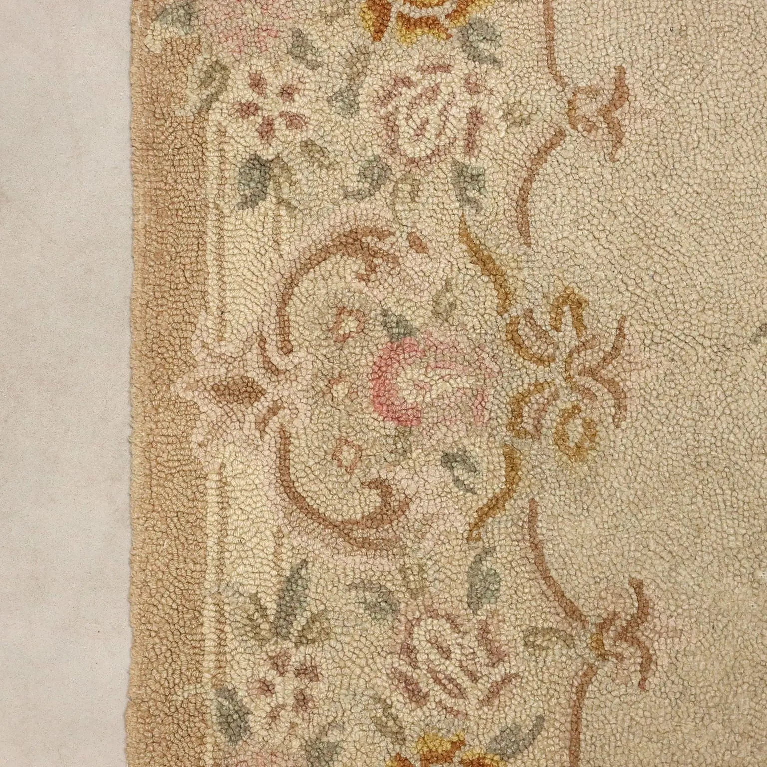 Antique Middle Point Carpet Cotton Heavy Knot 118 x 75 In