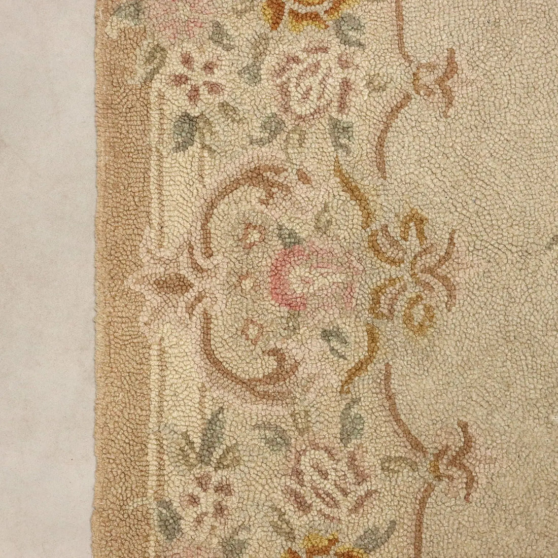 Antique Middle Point Carpet Cotton Heavy Knot 118 x 75 In