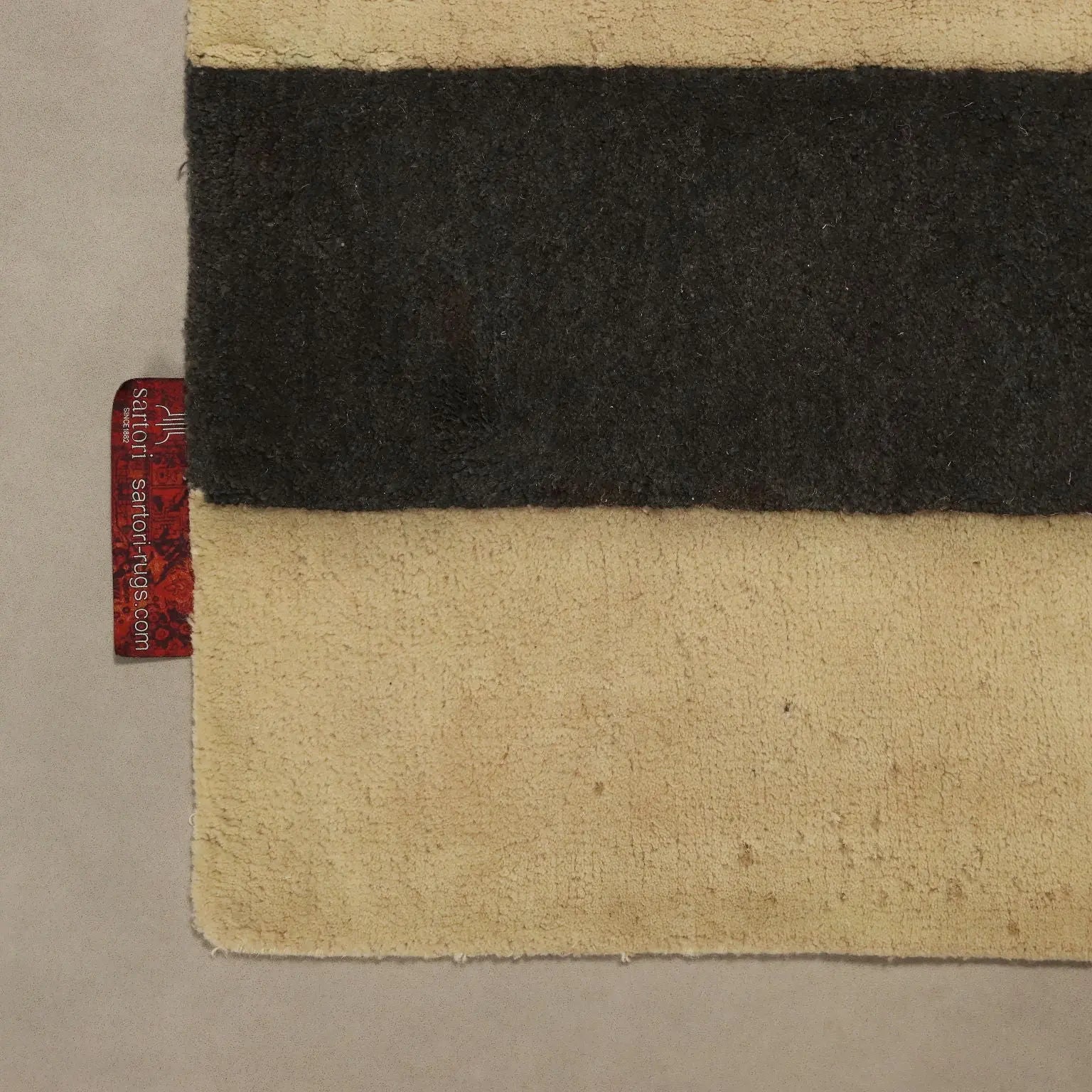 Sartori Burano Carpet Wool Thin Knot Made in India 98 x 94 In
