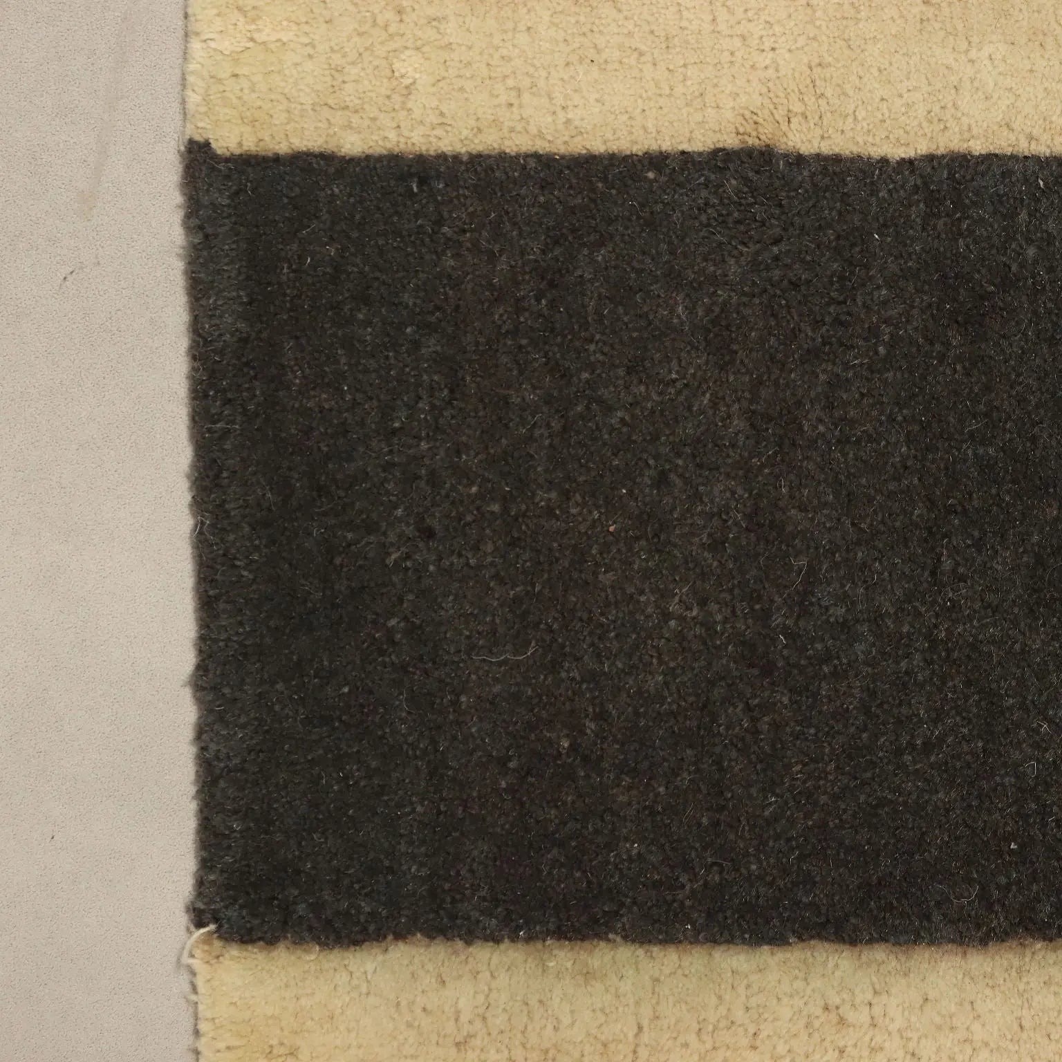 Sartori Burano Carpet Wool Thin Knot Made in India 98 x 94 In
