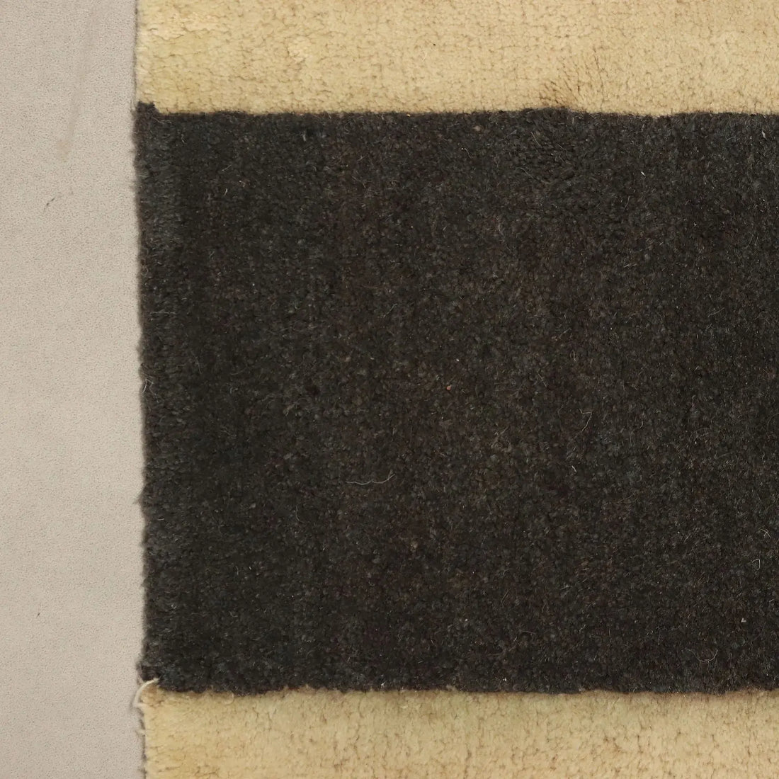 Sartori Burano Carpet Wool Thin Knot Made in India 98 x 94 In
