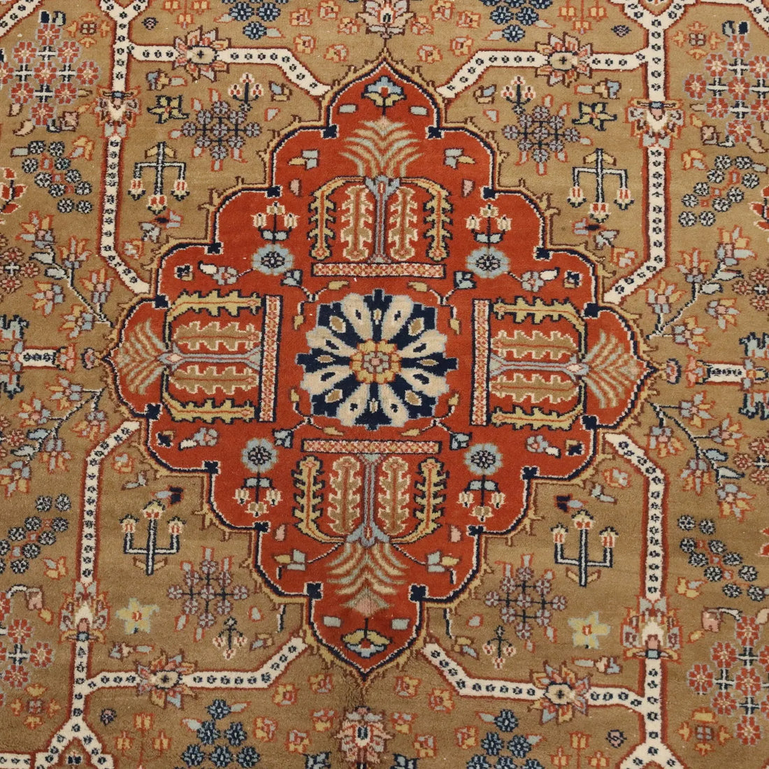 Antique Srinagar Carpet Cotton Wool Thin Knot 110 x 79 In