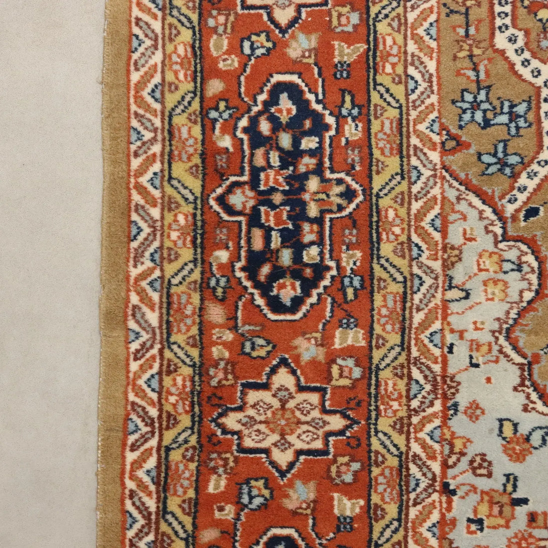 Antique Srinagar Carpet Cotton Wool Thin Knot 110 x 79 In
