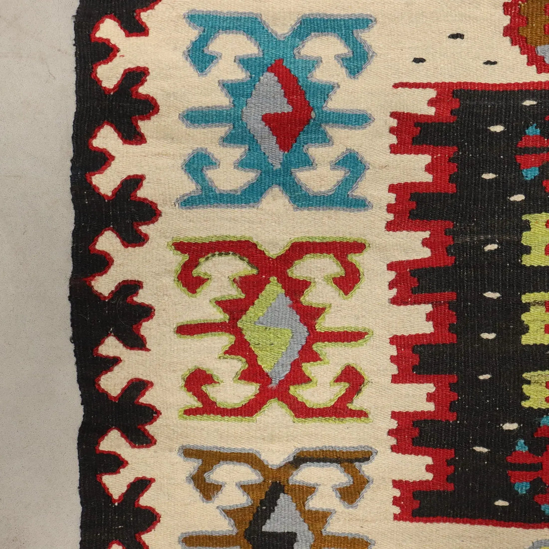 Antique Kilim Carpet Wool Thin Knot Handmade 75 x 55 In
