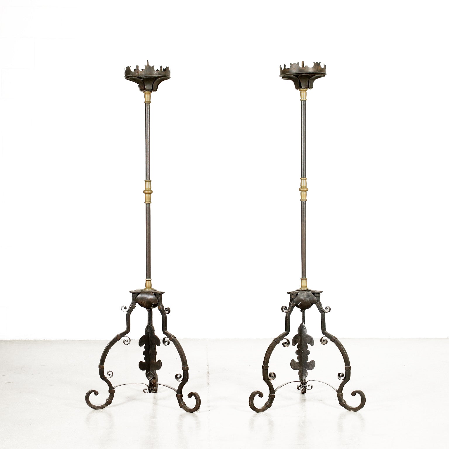 Pair of Antique Torch Holders Wrought Iron Italy XIX Century | Antiques  Lighting
