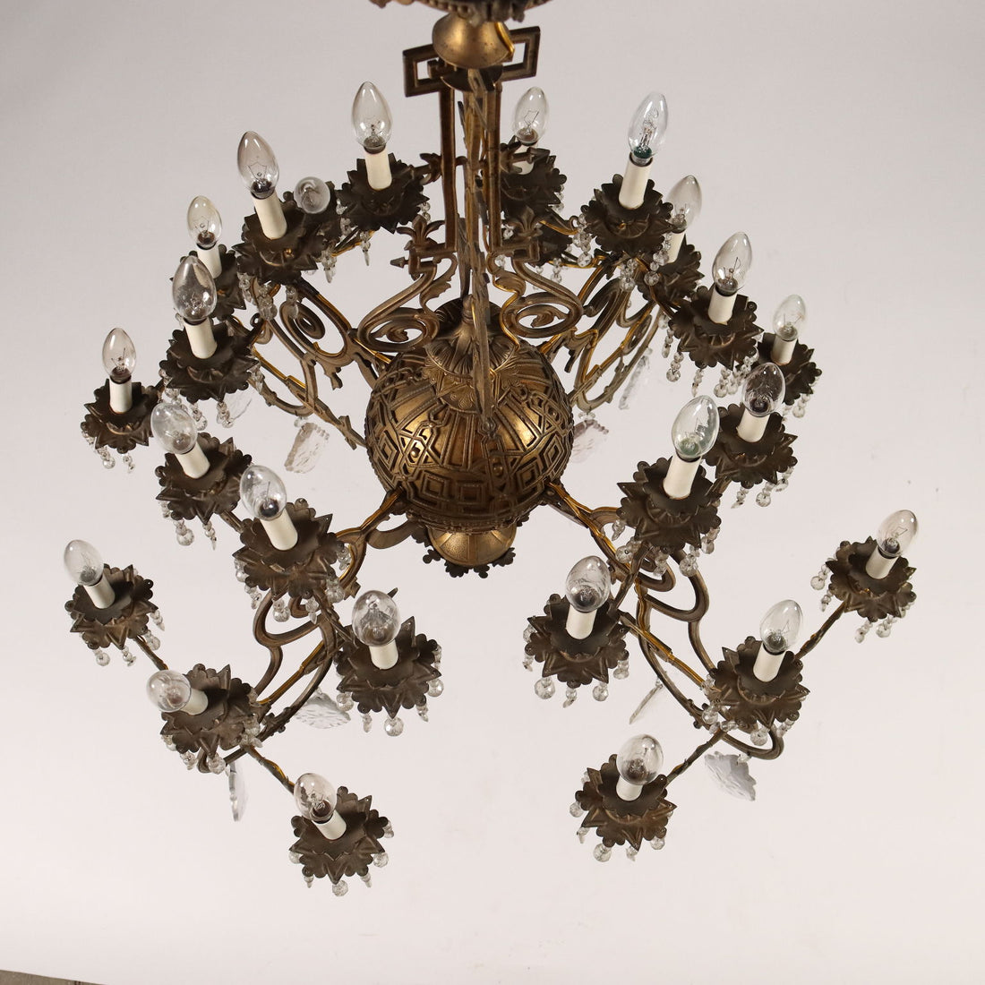 Ancient Neo-Gothic Chandelier Crystal Gilded Bronze XIX Century - Italy Third Quarter 19th Century | Antiques  Lighting
