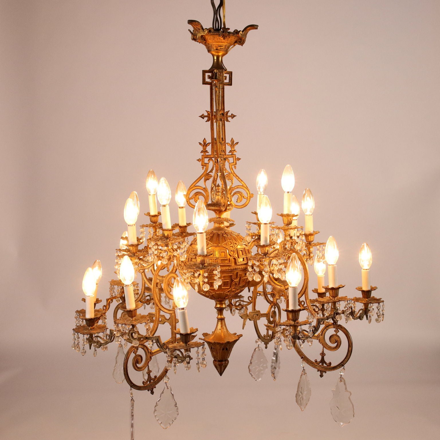Ancient Neo-Gothic Chandelier Crystal Gilded Bronze XIX Century - Italy Third Quarter 19th Century | Antiques  Lighting