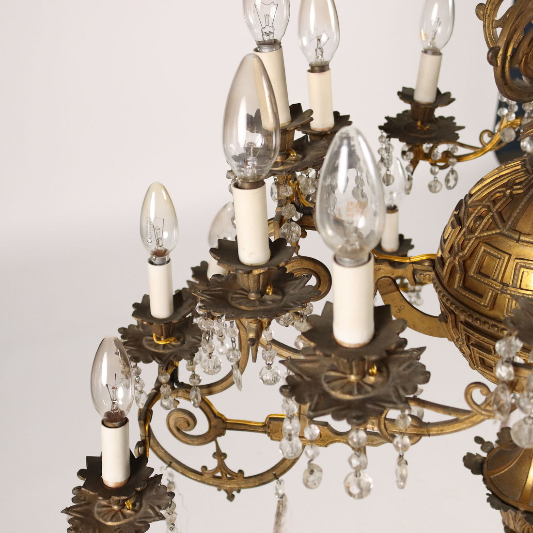 Ancient Neo-Gothic Chandelier Crystal Gilded Bronze XIX Century - Italy Third Quarter 19th Century | Antiques  Lighting