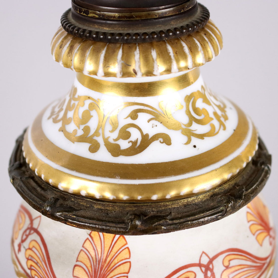 Oil Lamp Ceramic Europe XIX Century - Europe XIX Century | Antiques  Lighting