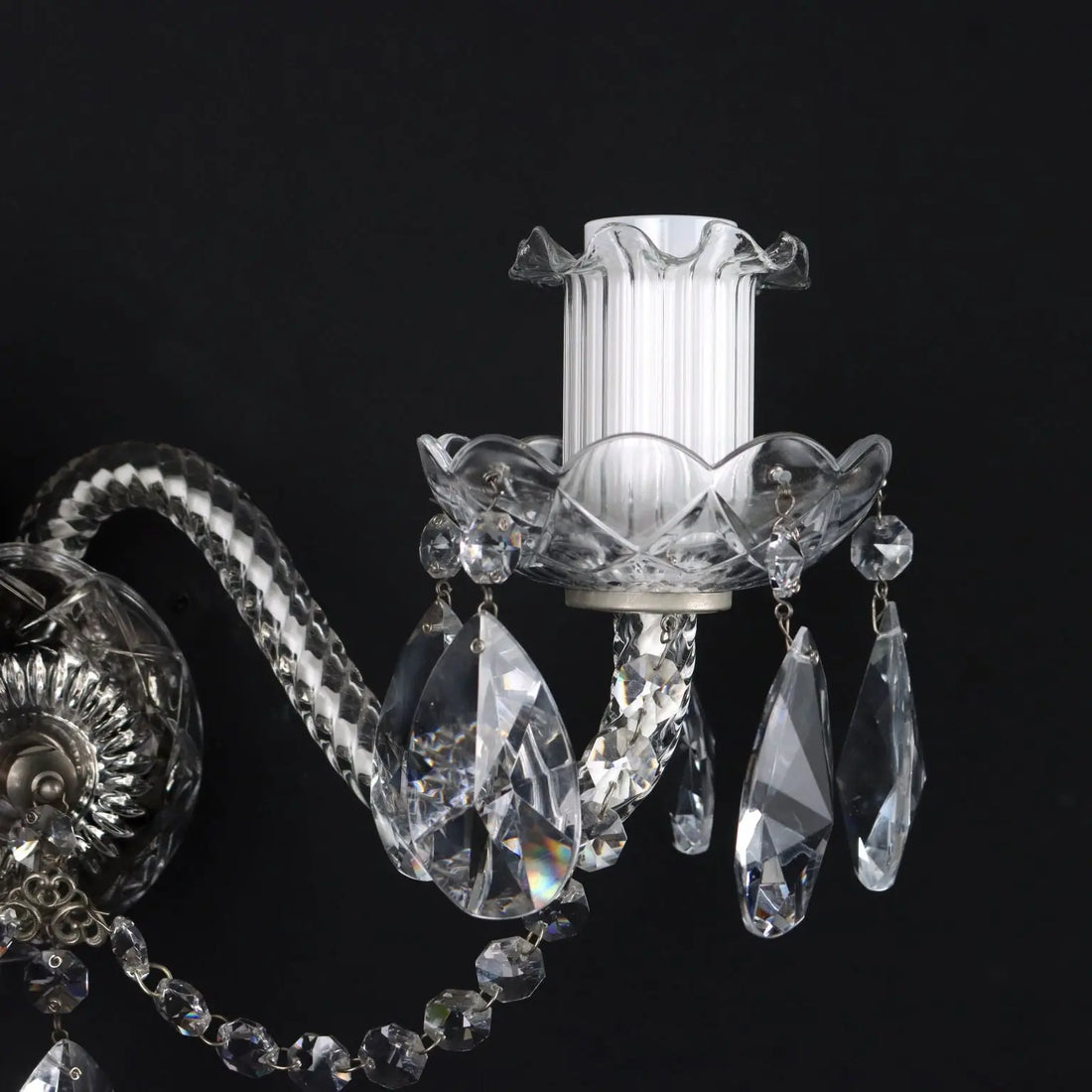 Ancient 2 Lights Wall Lamp '900 Bobeches Crystal Pendents Lights - Italy, XX Century | Antiques | Lighting