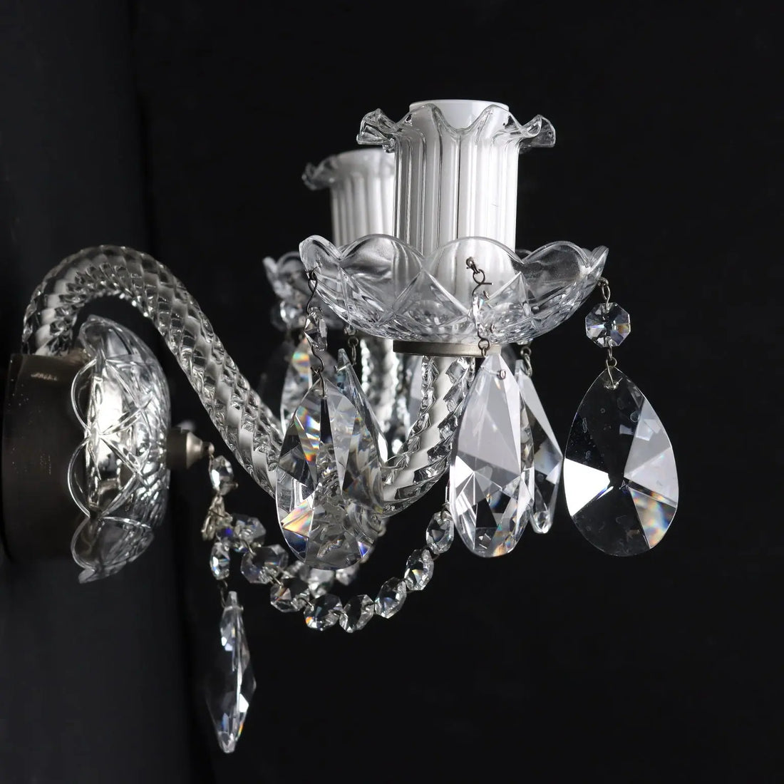 Ancient 2 Lights Wall Lamp '900 Bobeches Crystal Pendents Lights - Italy, XX Century | Antiques | Lighting