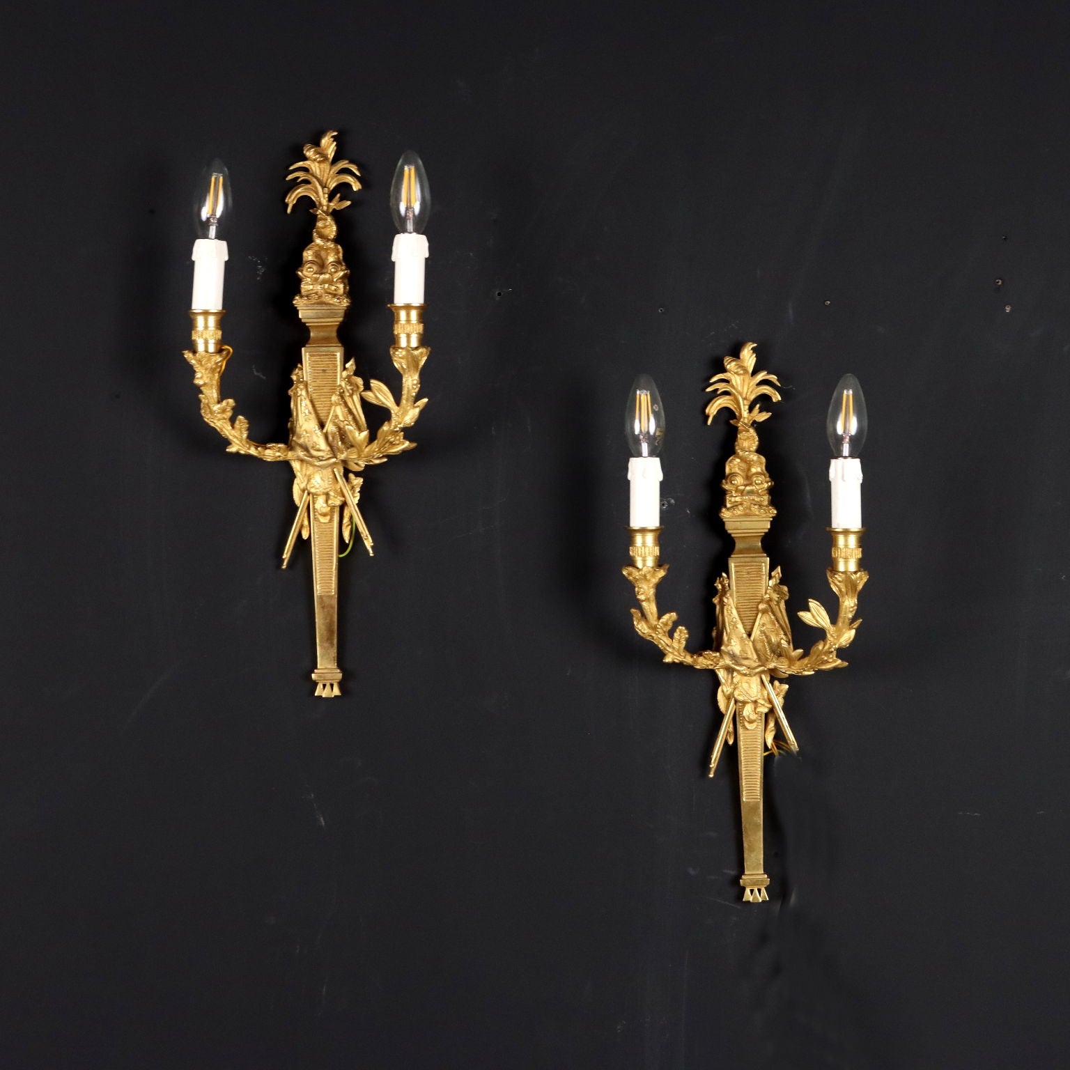 Pair of Wall Lamps Neoclassical Style XX Century Antiques Chandeliers - Italy 20th century | Antiques  Lighting